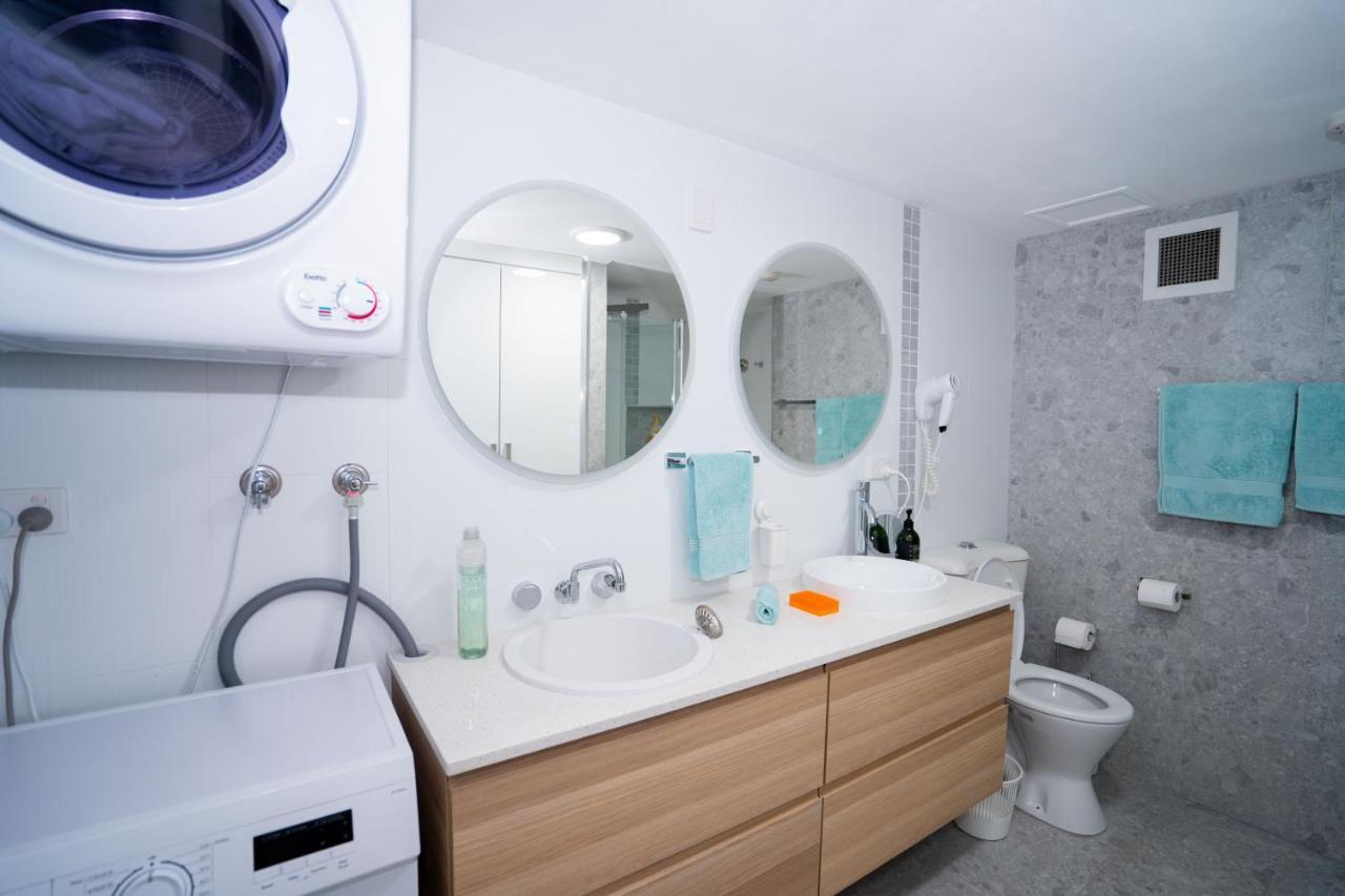 Large Surfers Paradise Apartment With Fantastic Views Χρυσή Ακτή Εξωτερικό φωτογραφία