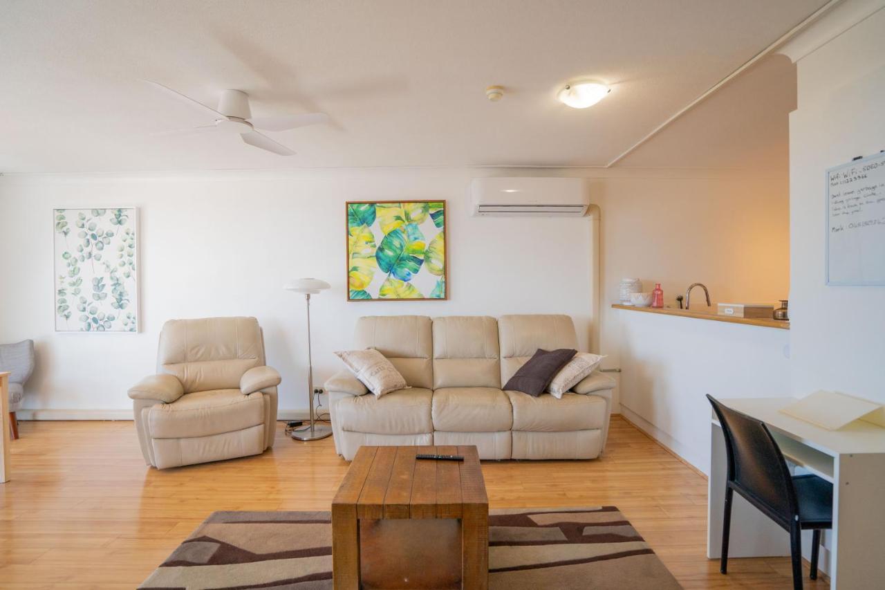 Large Surfers Paradise Apartment With Fantastic Views Χρυσή Ακτή Εξωτερικό φωτογραφία