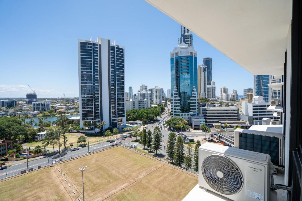 Large Surfers Paradise Apartment With Fantastic Views Χρυσή Ακτή Εξωτερικό φωτογραφία